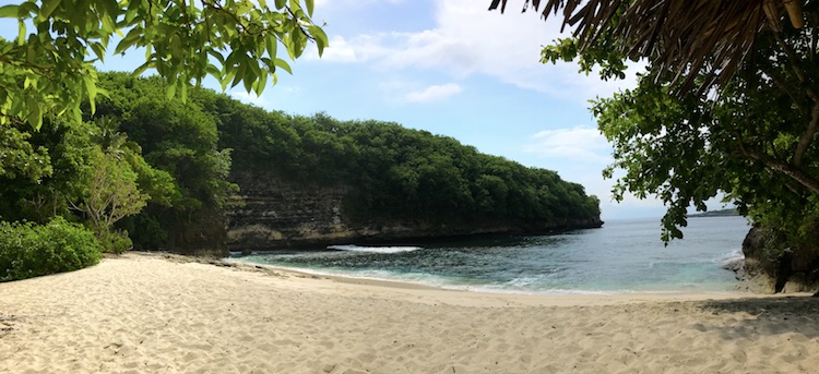 Lonely Puyung beach