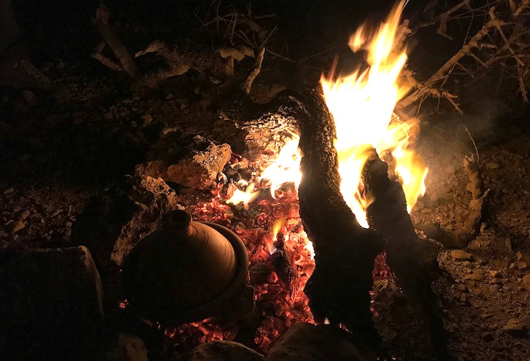 Tajine in the campfire