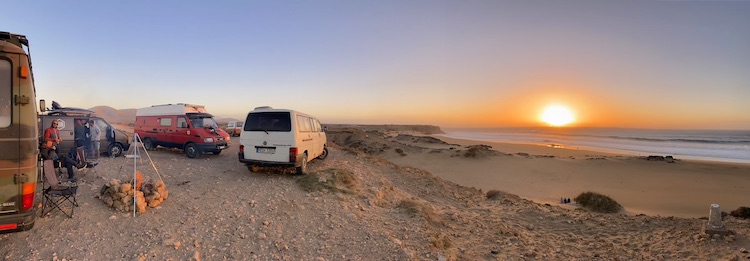 Camper crew on the cliffs at Playa El Aljibe de la Cueva