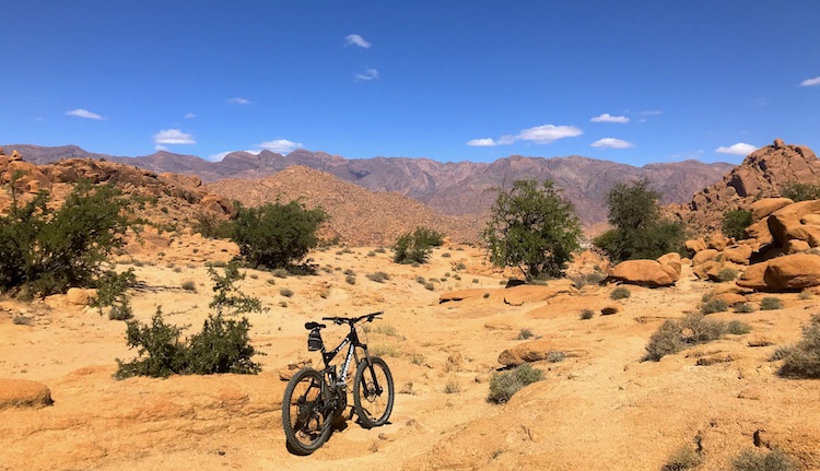 Mountain-bike trip at the Atlas