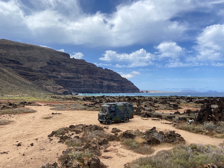 Mercedes 508 parked in front of Playa De Orzola