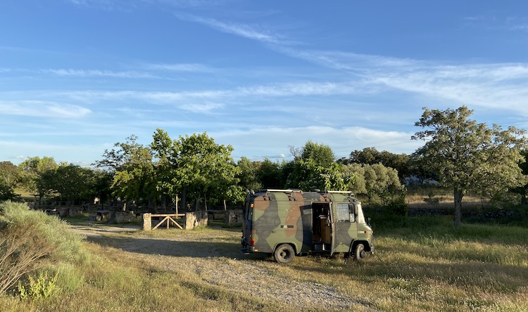 Picnic area near Belvis De Monroy