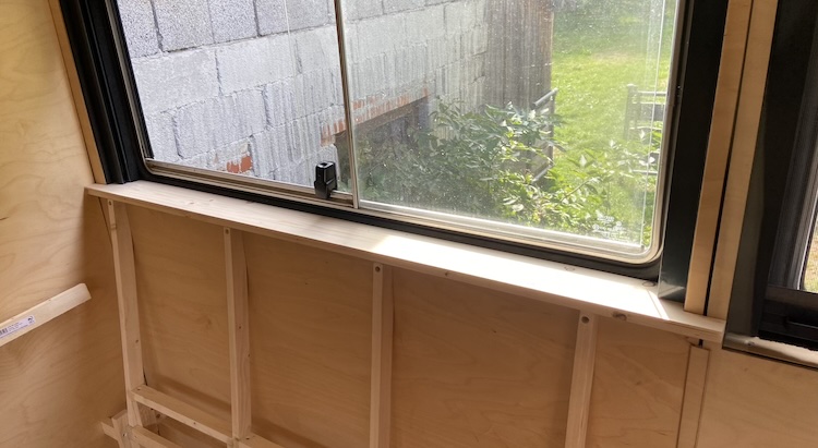 Raw fitted window sills