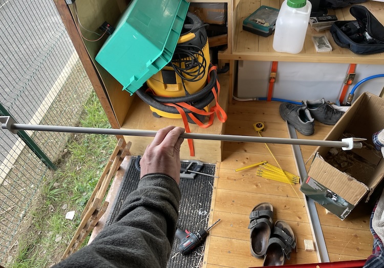 Building the bar for mounting the shower curtain