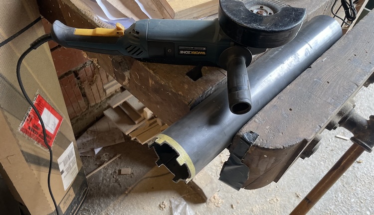 Building the spindle nut socket for the wheel bearing