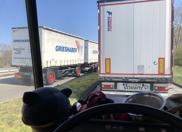 Stuck between trucks in front of the German border