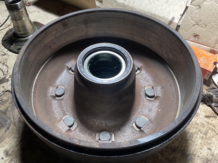 Brake drum hub with installed wheel bearings, ready for installation