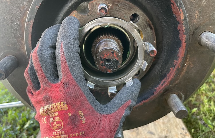 Installing the locking plate